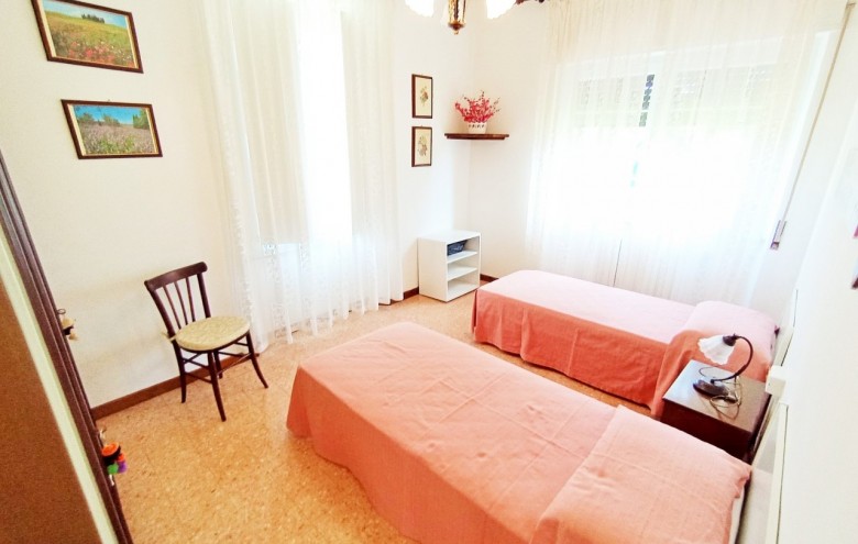 Villa singola in vendita a Camaiore