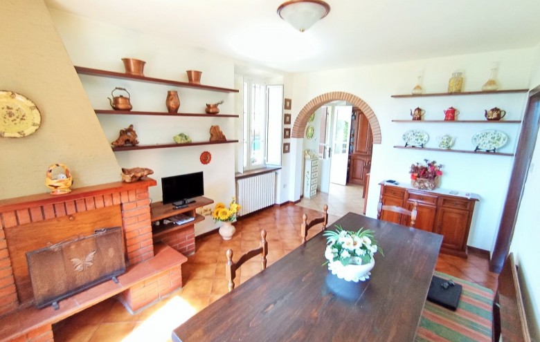 Villa singola in vendita a Camaiore