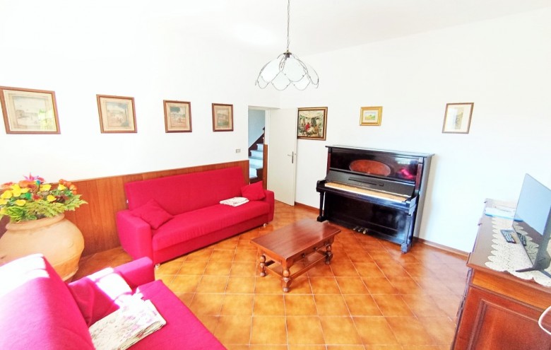 Villa singola in vendita a Camaiore