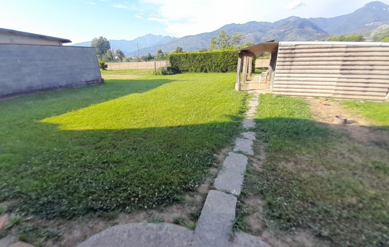 Porzione di casa in vendita a Pietrasanta