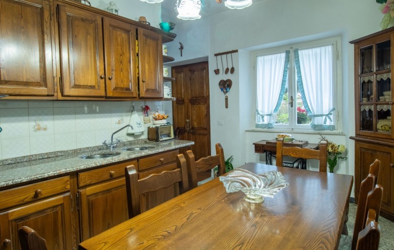 Porzione di casa in vendita a Pietrasanta