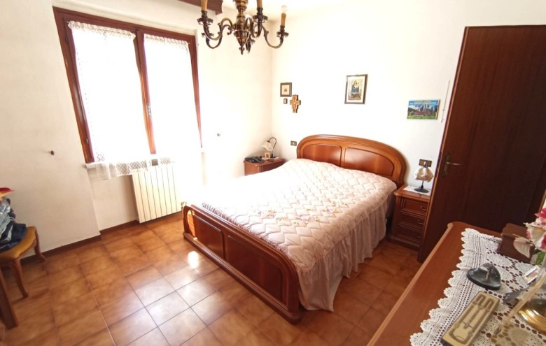 Porzione di casa in vendita a Pietrasanta