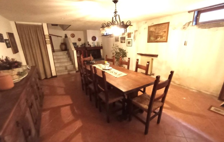 Porzione di casa in vendita a Pietrasanta