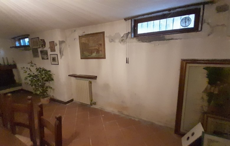 Porzione di casa in vendita a Pietrasanta
