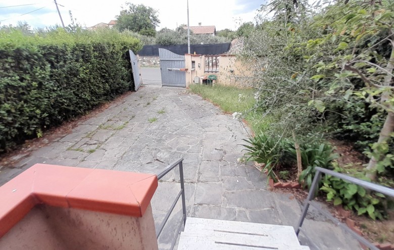 Porzione di casa in vendita a Pietrasanta