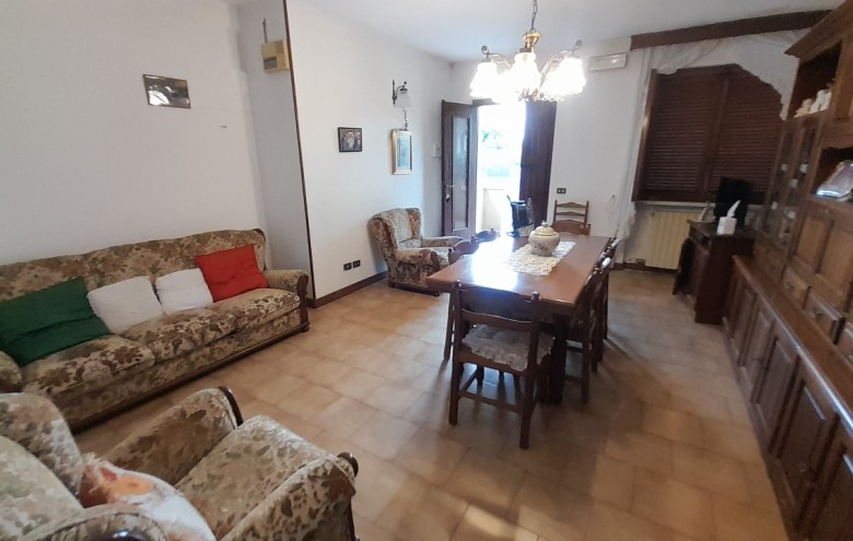 Porzione di casa in vendita a Pietrasanta