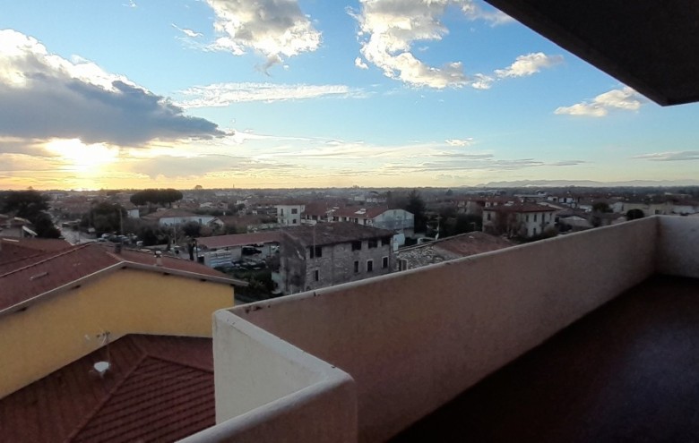 Appartamento in vendita a Seravezza