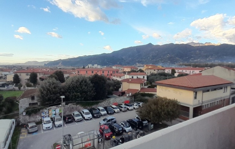 Appartamento in vendita a Seravezza