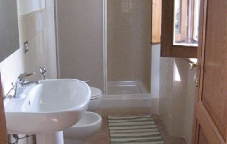 Porzione di casa in vendita a Pietrasanta