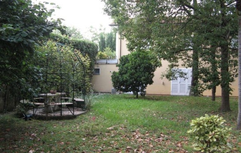 Porzione di casa in vendita a Pietrasanta