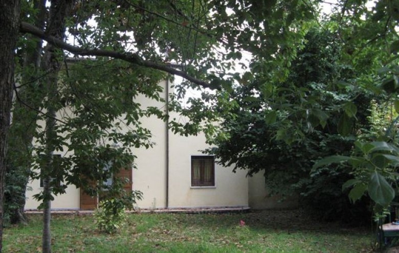 Porzione di casa in vendita a Pietrasanta