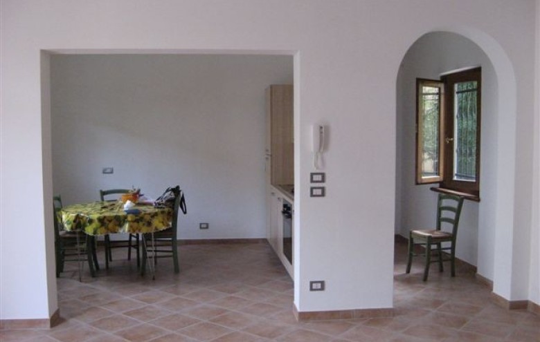 Porzione di casa in vendita a Pietrasanta
