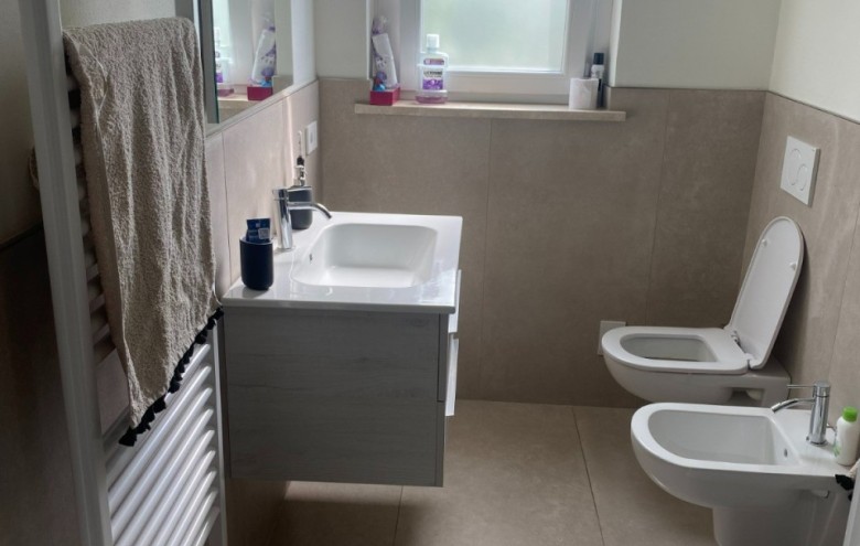 Porzione di casa in vendita a Camaiore