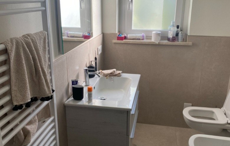 Porzione di casa in vendita a Camaiore