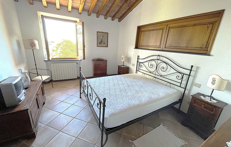 Porzione di casa in vendita a Camaiore