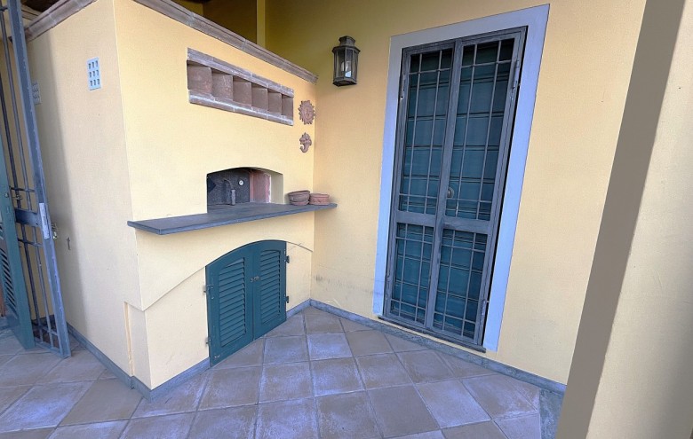 Porzione di casa in vendita a Camaiore