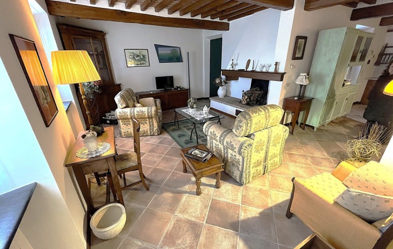 Porzione di casa in vendita a Camaiore