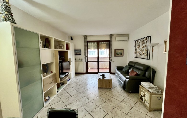 Appartamento in vendita a Massa