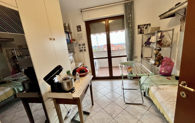 Appartamento in vendita a Massa