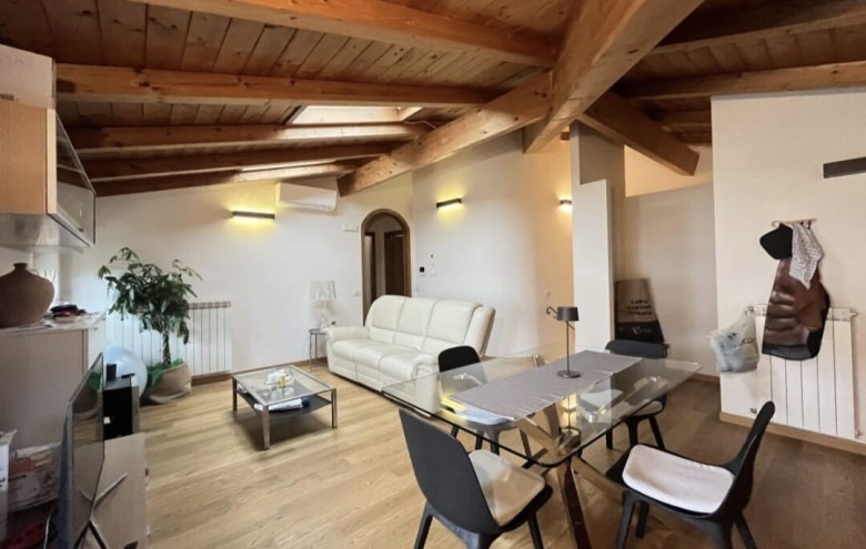 Appartamento in vendita a Pietrasanta