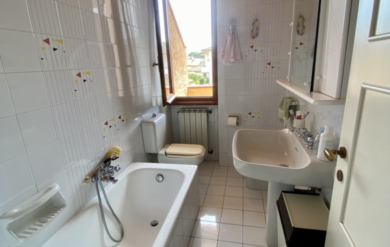 Bifamiliare in vendita a Pietrasanta