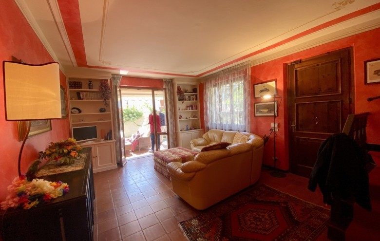 Bifamiliare in vendita a Pietrasanta