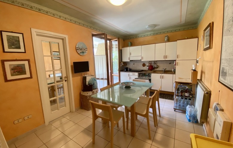 Bifamiliare in vendita a Pietrasanta