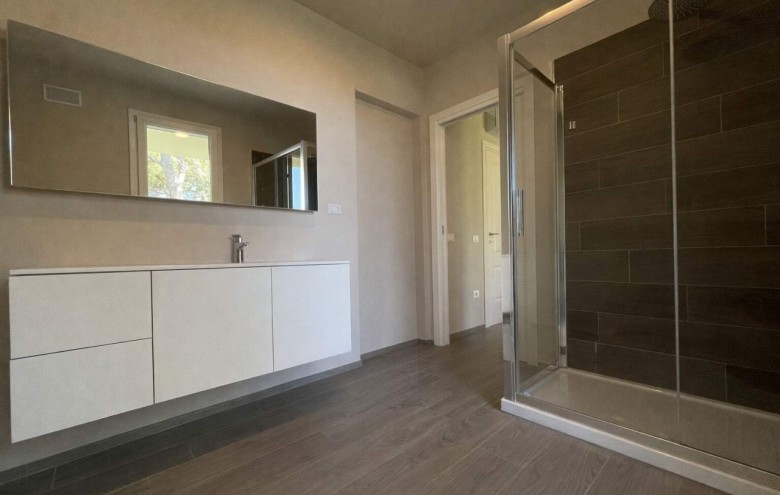 Bifamiliare in affitto a Pietrasanta