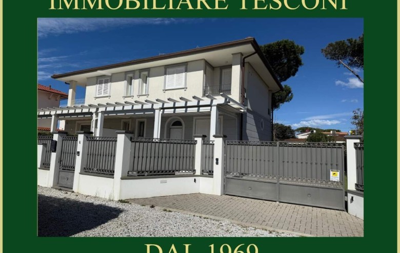 Bifamiliare in affitto a Pietrasanta