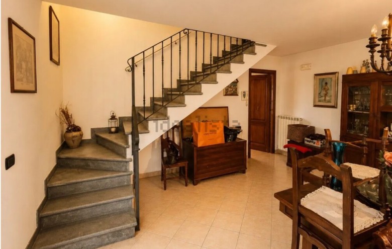Porzione di casa in vendita a Pietrasanta