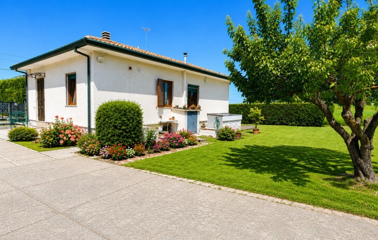 Villa singola in vendita a Pietrasanta