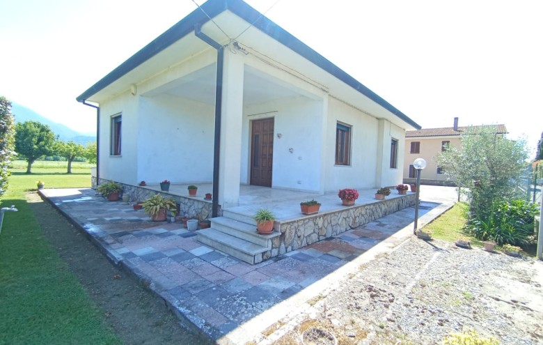 Villa singola in vendita a Pietrasanta