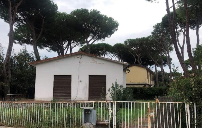 Villa singola in vendita a Camaiore