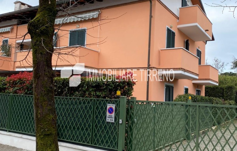 Attico in affitto a Massa