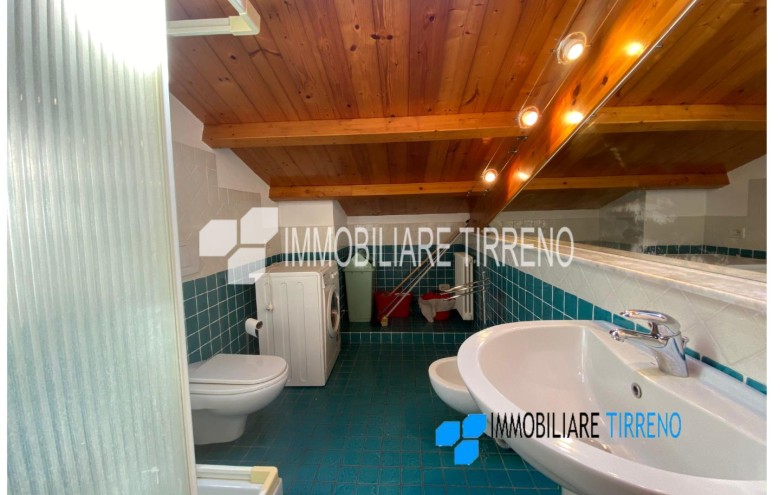 Attico in affitto a Massa