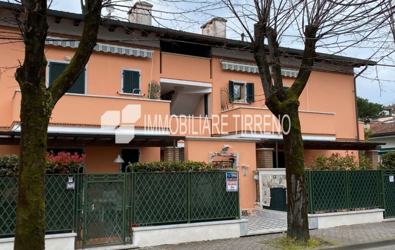 Attico in affitto a Massa