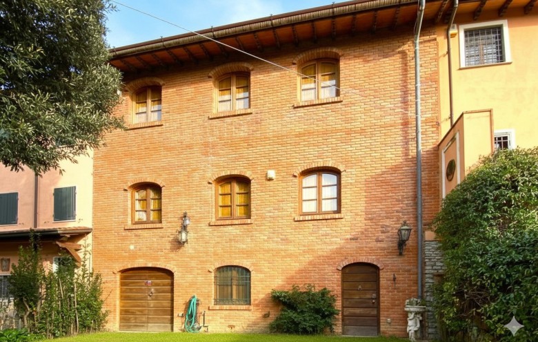 Terratetto in vendita a Camaiore