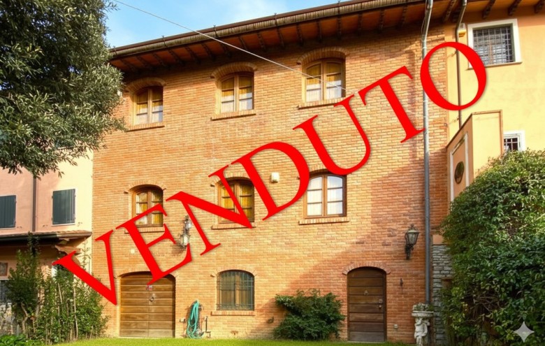 Terratetto in vendita a Camaiore