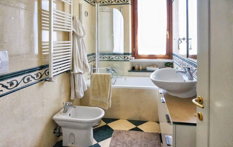 Appartamento in vendita a Massa