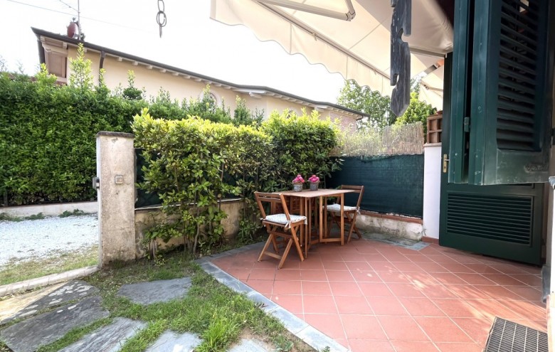 Bifamiliare in vendita a Pietrasanta