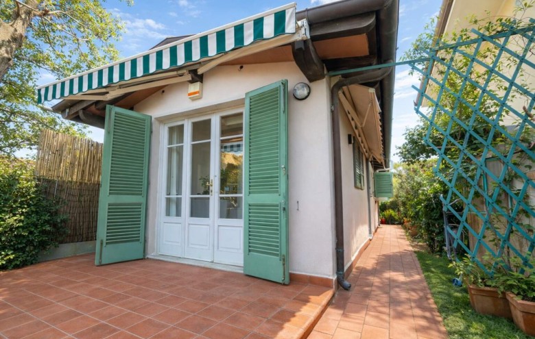 Villa singola in vendita a Pietrasanta