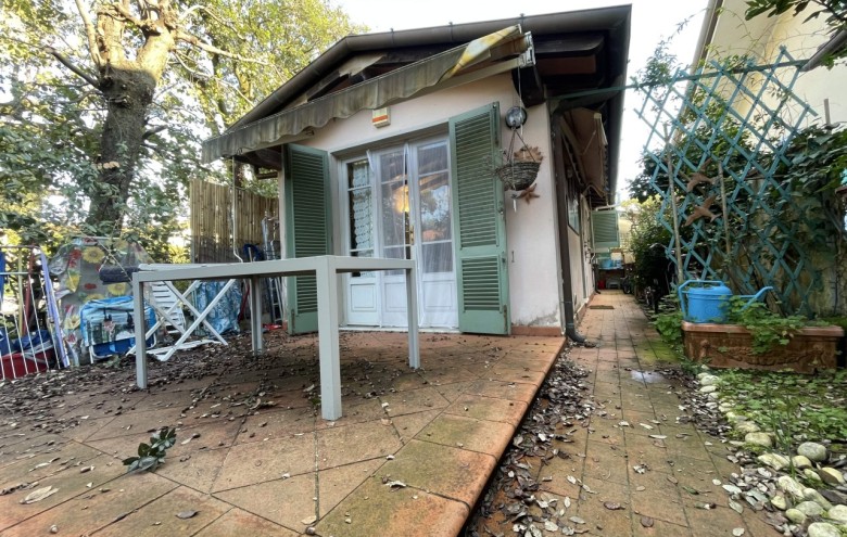 Villa singola in vendita a Pietrasanta