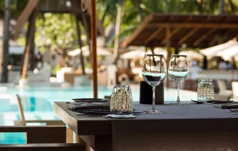 Terreno in vendita a Montignoso