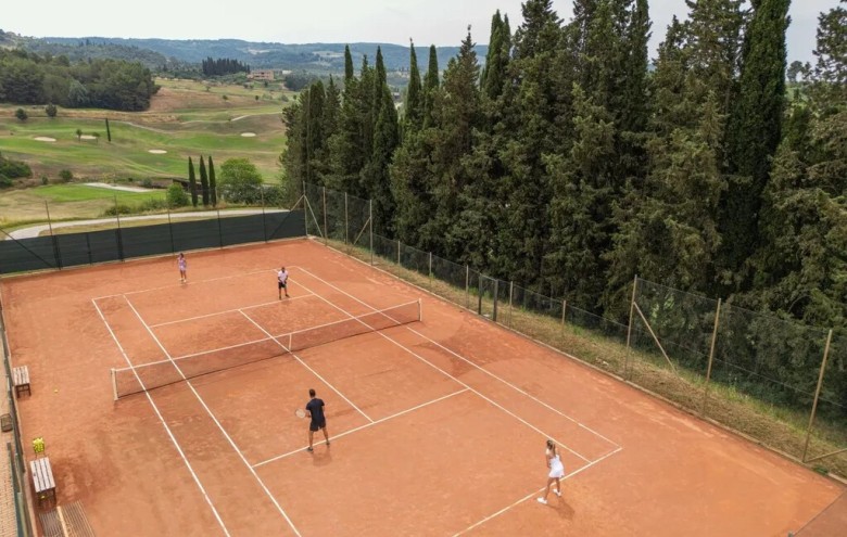 Terreno in vendita a Montignoso