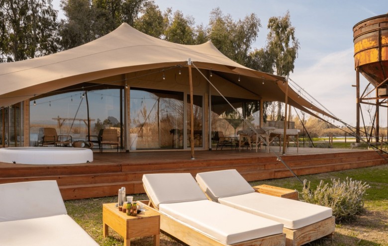 Terreno in vendita a Montignoso