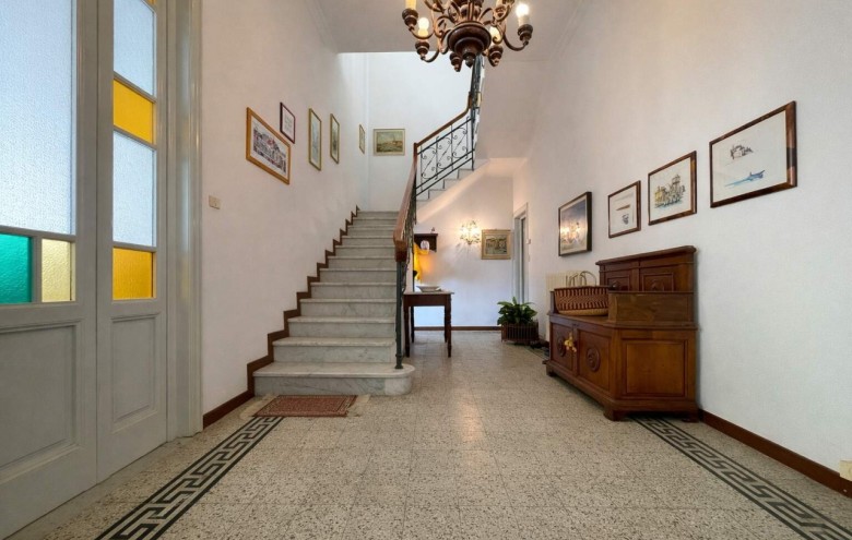 Bifamiliare in vendita a Camaiore