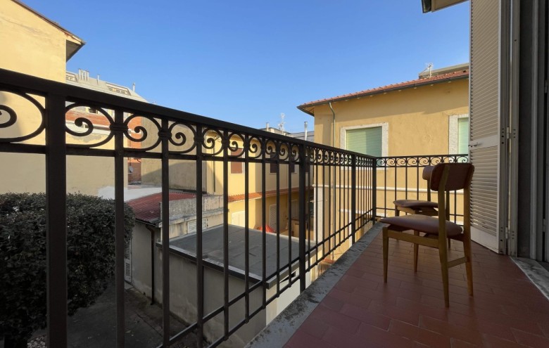 Bifamiliare in vendita a Camaiore