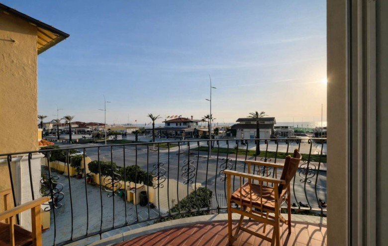 Bifamiliare in vendita a Camaiore