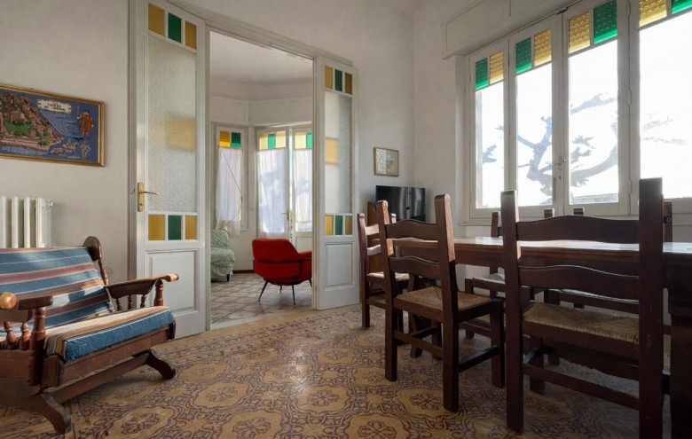 Bifamiliare in vendita a Camaiore