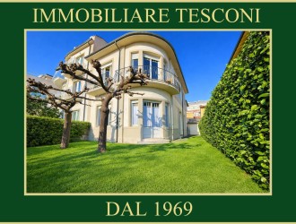 Bifamiliare in vendita a Lido di Camaiore